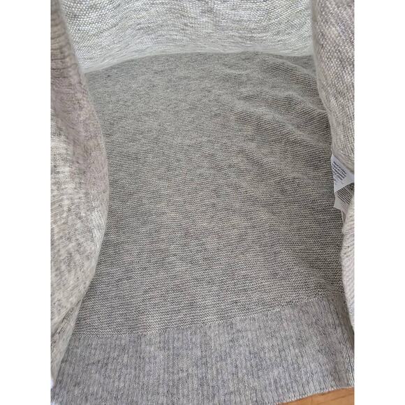 Madewell Grey Merino extra fine V-Neck Alpaca Sweater Size Medium A001814 - Picture 4 of 7